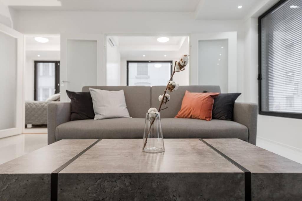 Sleek And Spacious 3 Bedroom Apartment In City Centre Helsinki Extérieur photo
