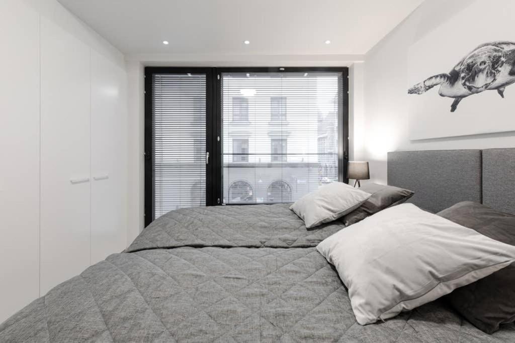 Sleek And Spacious 3 Bedroom Apartment In City Centre Helsinki Extérieur photo
